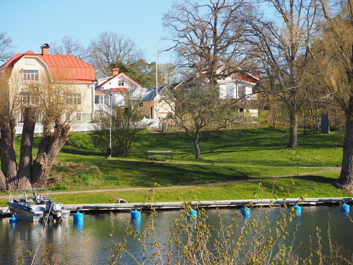 Stenkullens Gardshus Borensberg Екстер'єр фото